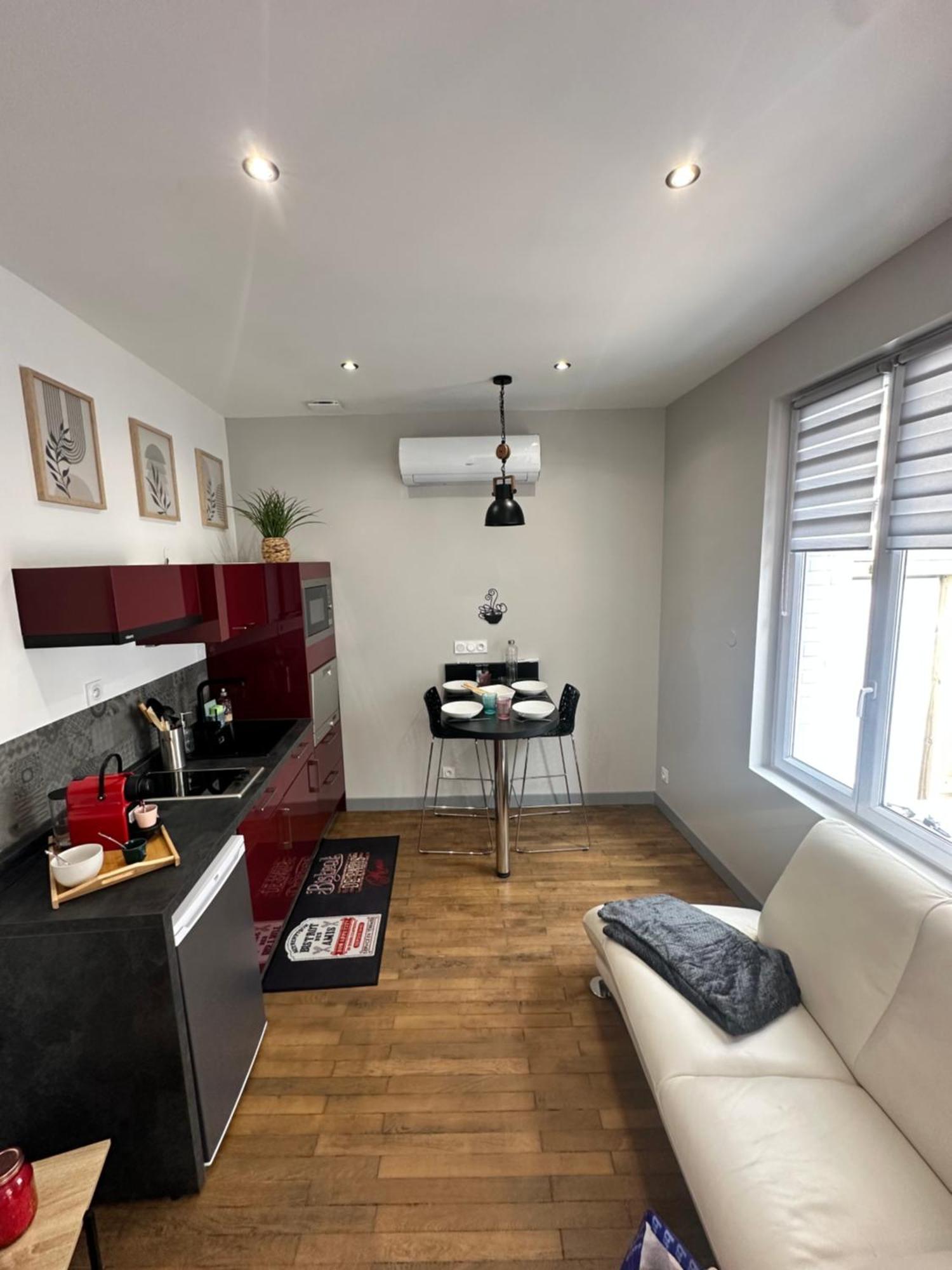 Le Cosy Charmeur Climatise Avec Patio Apartment Tours Exterior photo