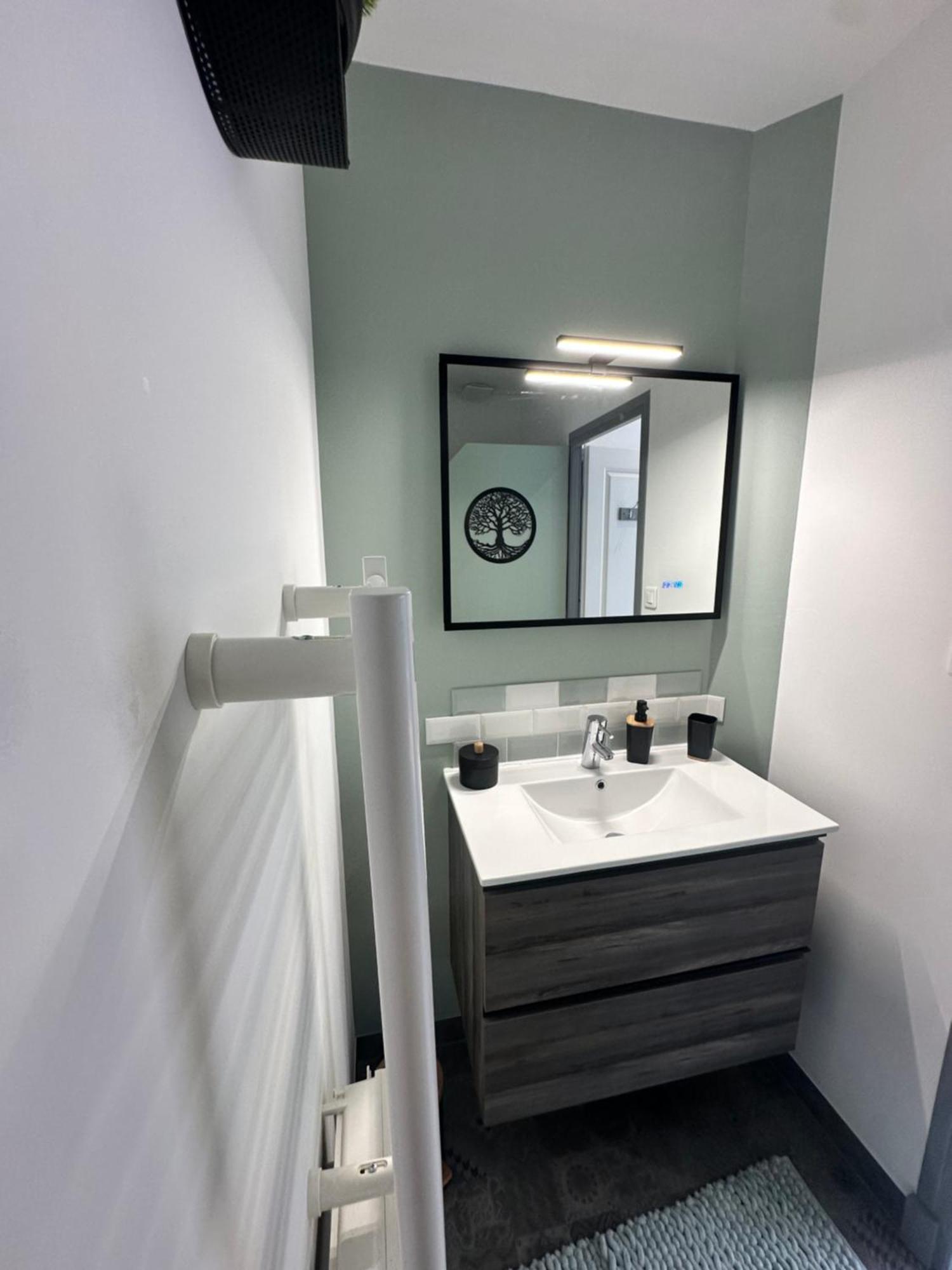 Le Cosy Charmeur Climatise Avec Patio Apartment Tours Exterior photo